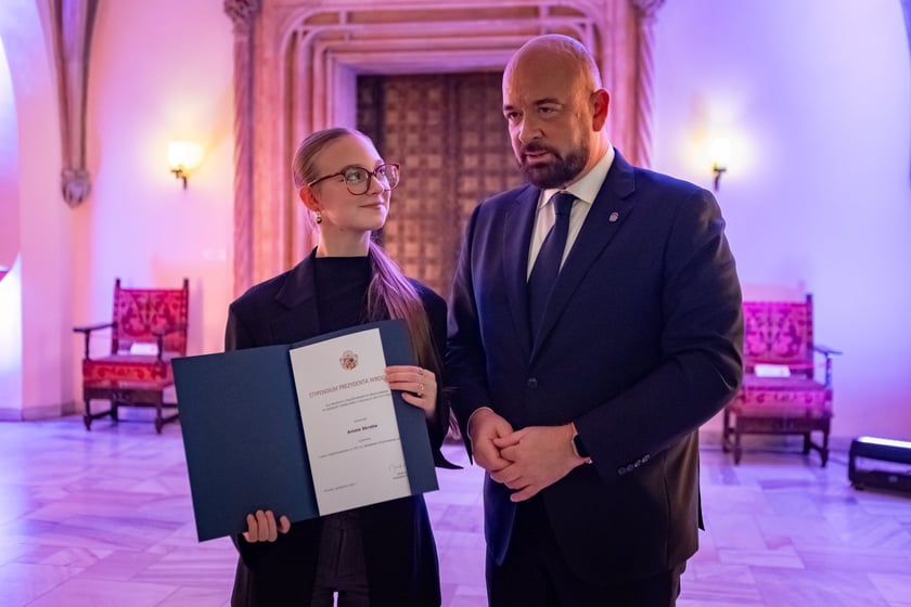 Uroczystość przyznania stypendi&oacute;w dla młodzieży wrocławskiej, uzdolnionej artystycznie