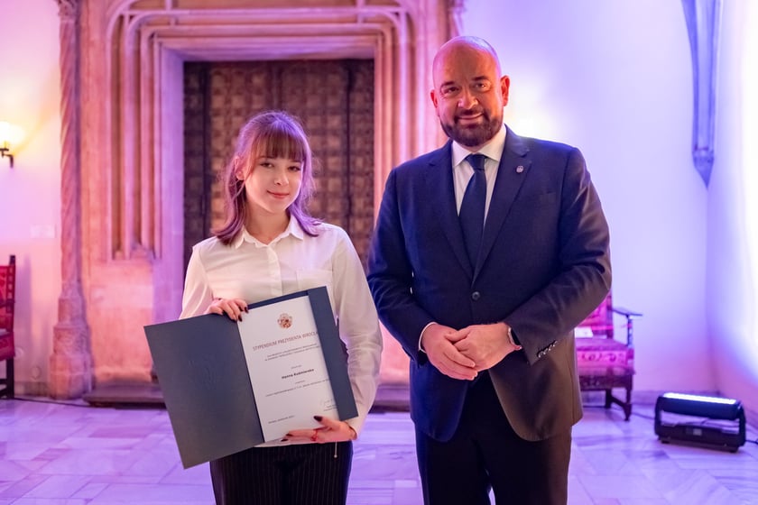 Uroczystość przyznania stypendi&oacute;w dla młodzieży wrocławskiej, uzdolnionej artystycznie