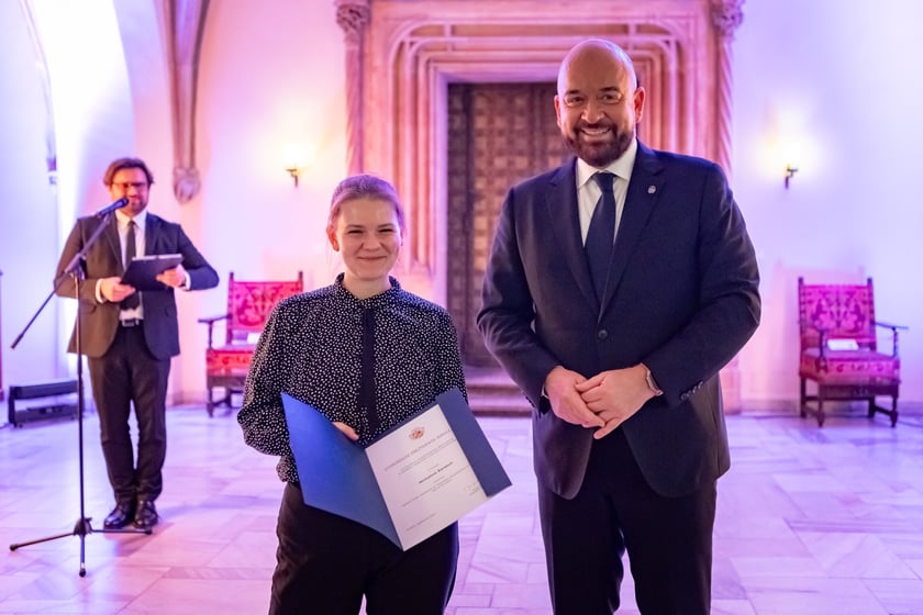 Uroczystość przyznania stypendi&oacute;w dla młodzieży wrocławskiej, uzdolnionej artystycznie