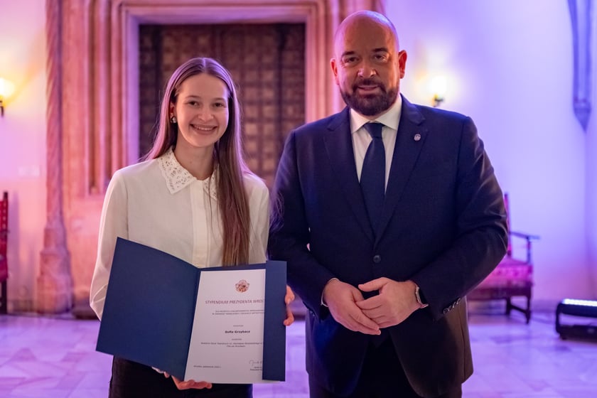 Uroczystość przyznania stypendi&oacute;w dla młodzieży wrocławskiej, uzdolnionej artystycznie