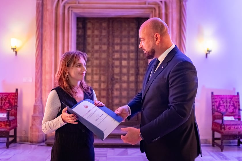 Uroczystość przyznania stypendi&oacute;w dla młodzieży wrocławskiej, uzdolnionej artystycznie