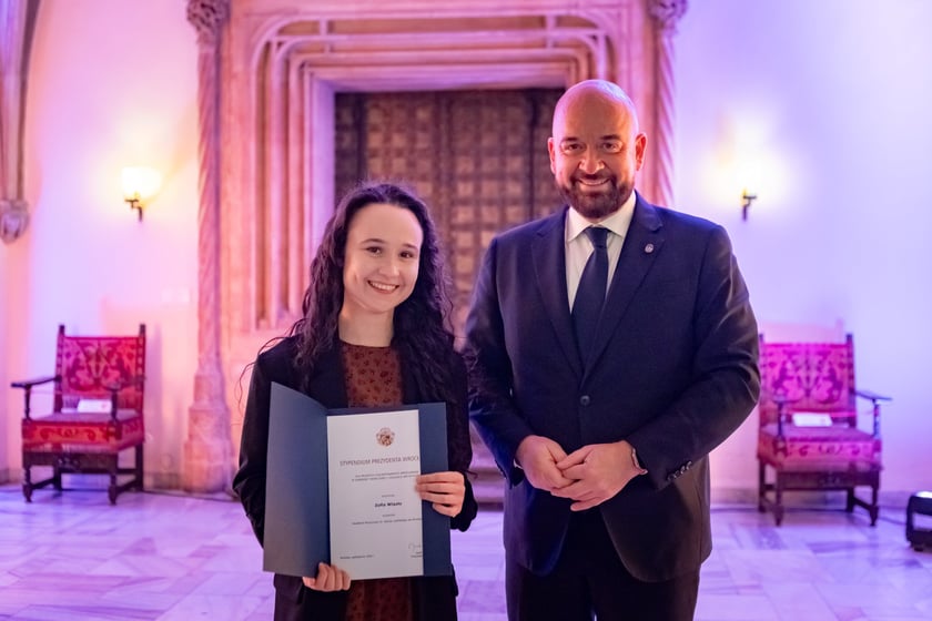 Uroczystość przyznania stypendi&oacute;w dla młodzieży wrocławskiej, uzdolnionej artystycznie