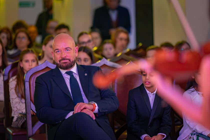 Uroczystość przyznania stypendi&oacute;w dla młodzieży wrocławskiej, uzdolnionej artystycznie