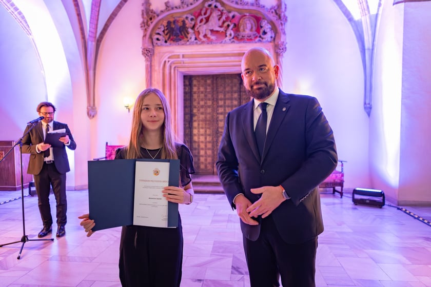 Uroczystość przyznania stypendi&oacute;w dla młodzieży wrocławskiej, uzdolnionej artystycznie