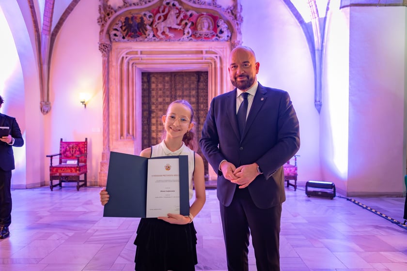 Uroczystość przyznania stypendi&oacute;w dla młodzieży wrocławskiej, uzdolnionej artystycznie