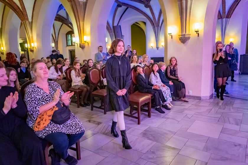 Uroczystość przyznania stypendi&oacute;w dla młodzieży wrocławskiej, uzdolnionej artystycznie