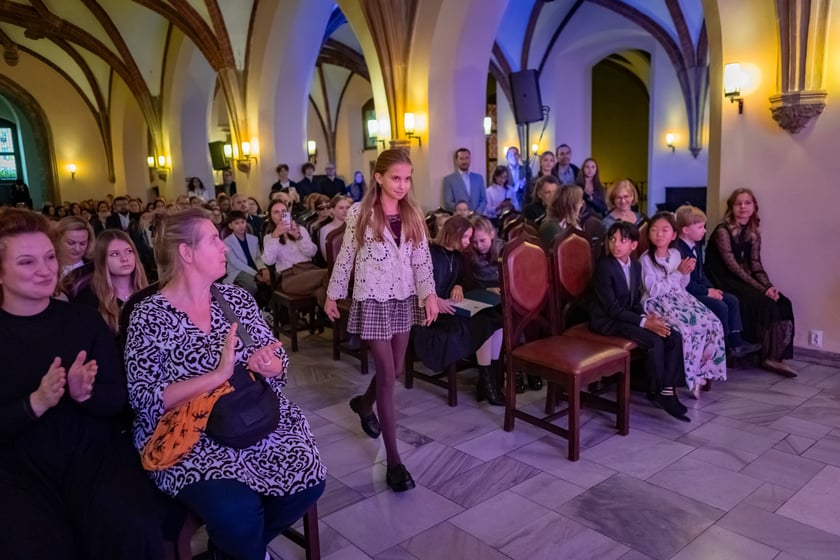 Uroczystość przyznania stypendi&oacute;w dla młodzieży wrocławskiej, uzdolnionej artystycznie