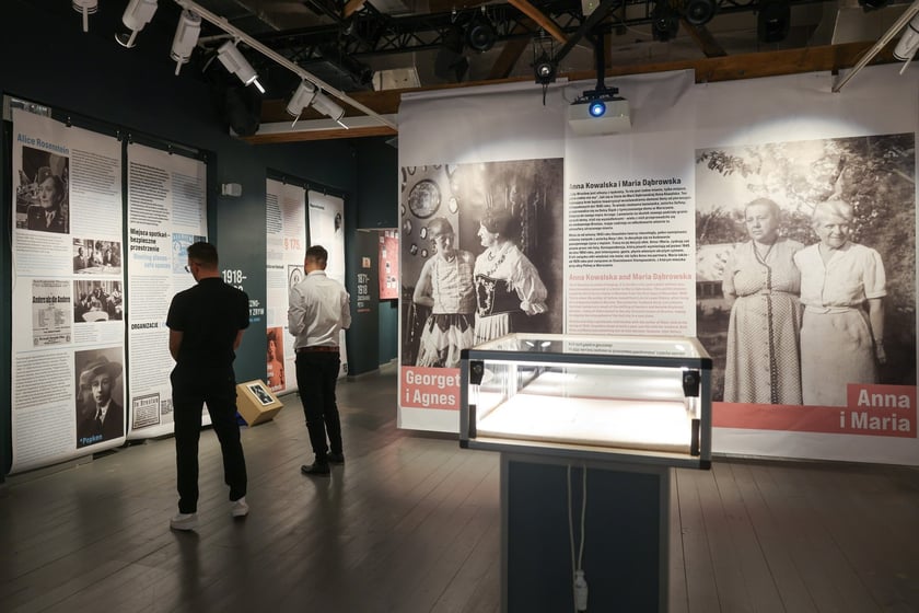 Wystawa &bdquo;Historie odzyskane. Queer na Dolnym Śląsku&rdquo; w Muzeum Teatru im. H. Tomaszewskiego do 30 listopada