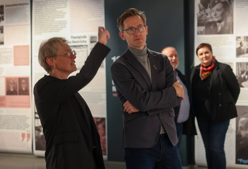 Wystawa &bdquo;Historie odzyskane. Queer na Dolnym Śląsku&rdquo; w Muzeum Teatru im. H. Tomaszewskiego do 30 listopada