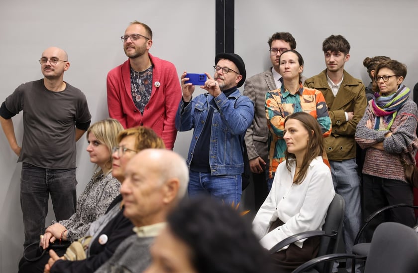 Wystawa &bdquo;Historie odzyskane. Queer na Dolnym Śląsku&rdquo; w Muzeum Teatru im. H. Tomaszewskiego do 30 listopada &ndash; wernisaż wystawy oraz wykład Raimunda Wolferta