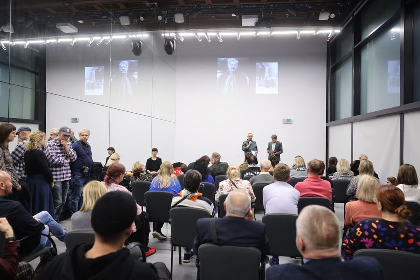 Wystawa &bdquo;Historie odzyskane. Queer na Dolnym Śląsku&rdquo; w Muzeum Teatru im. H. Tomaszewskiego do 30 listopada &ndash; wernisaż wystawy oraz wykład Raimunda Wolferta