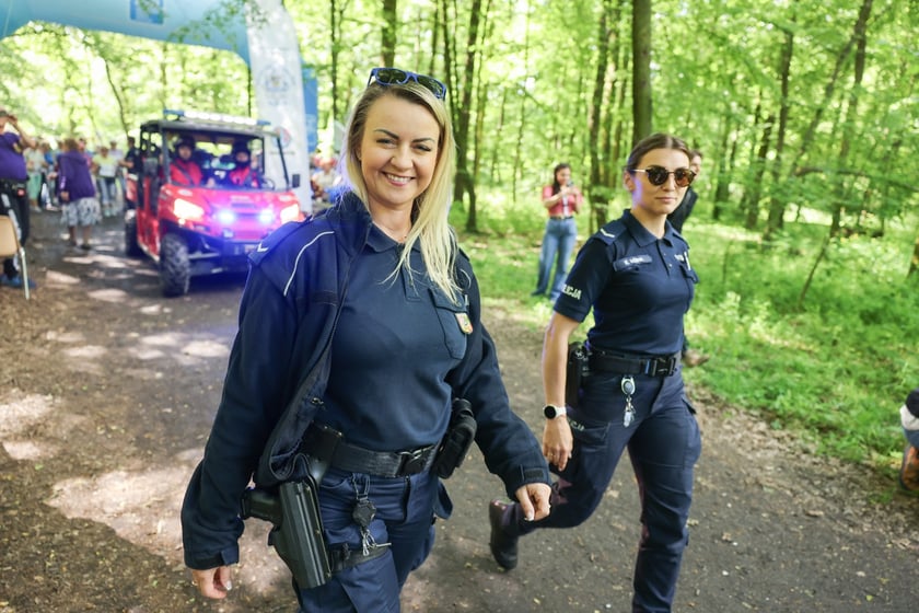 Seniorzy walczyli o puchar w nordic walking