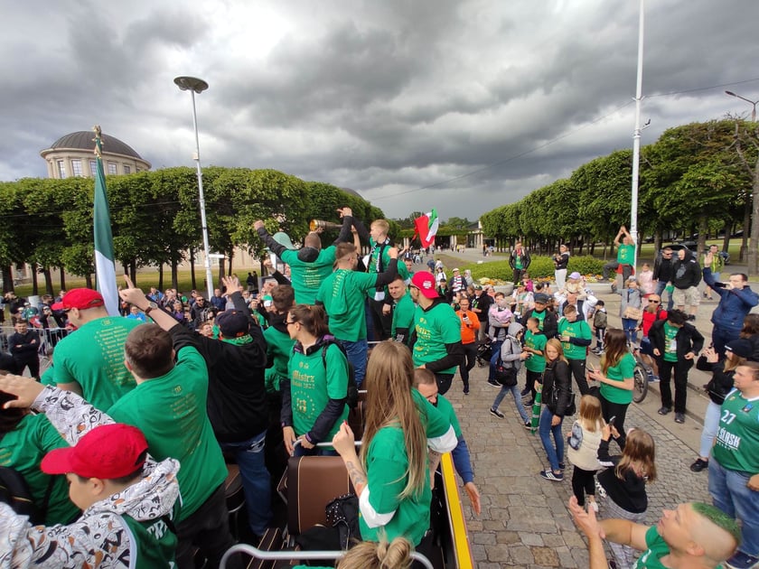 Feta po mistrzostwie koszykarzy