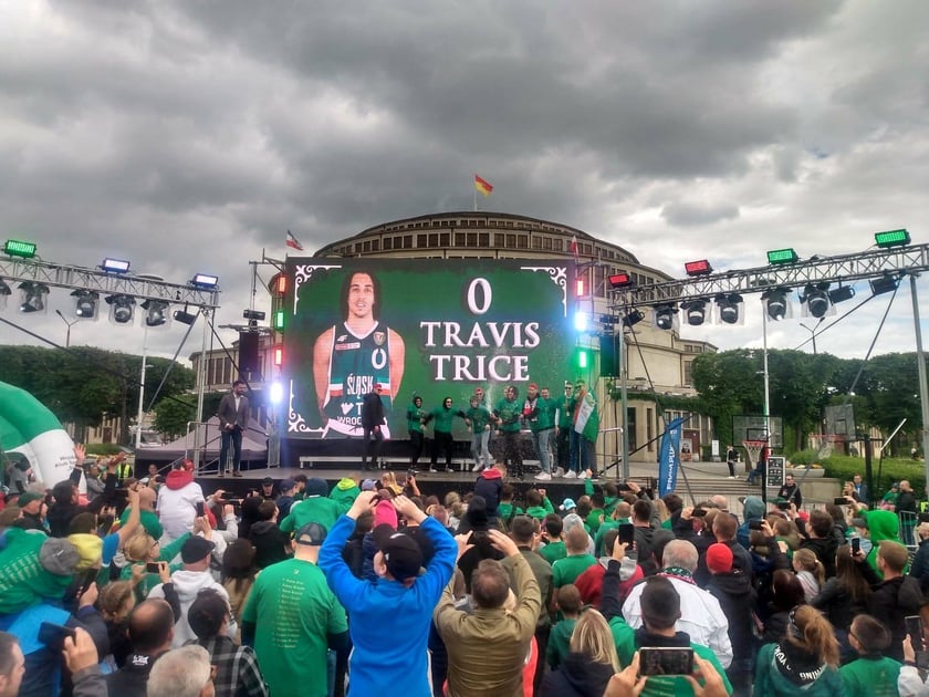 Feta po mistrzostwie koszykarzy