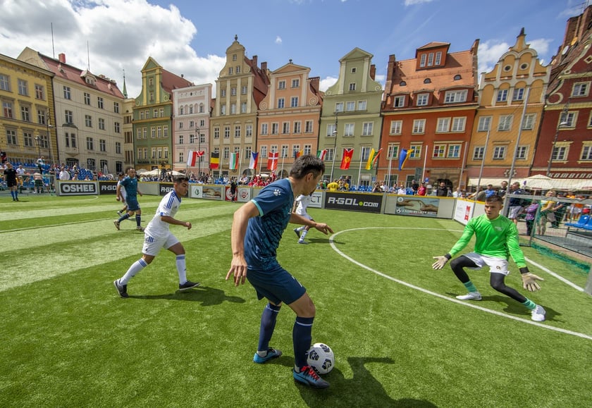 Wrocław CUP - XII Międzynarodowe Mistrzostwa Polski w Piłce Ulicznej Osób Bezdomnych.