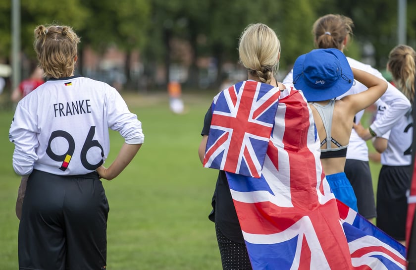 Na wrocławskich Polach Marsowych rozgrywane są zawody o mistrzostwo świata do lat 20 i mistrzostwo Europy do lat 17