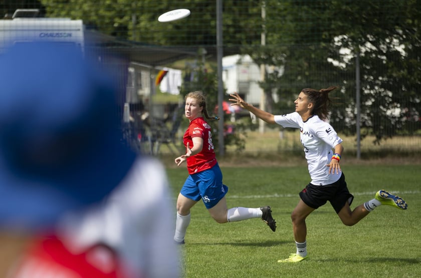 Na wrocławskich Polach Marsowych rozgrywane są zawody o mistrzostwo świata do lat 20 i mistrzostwo Europy do lat 17
