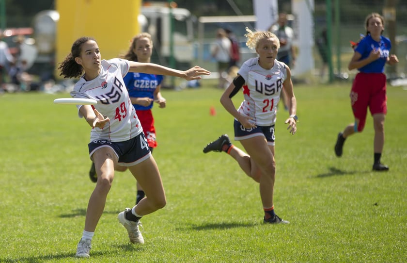 Na wrocławskich Polach Marsowych rozgrywane są zawody o mistrzostwo świata do lat 20 i mistrzostwo Europy do lat 17