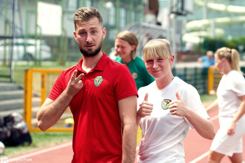 Po prawej Klaudia Adamek