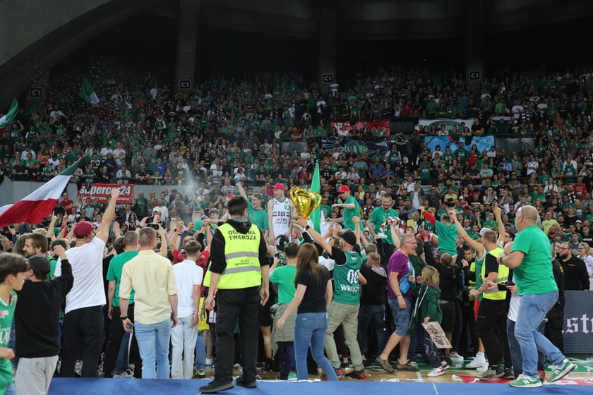 Koszykarze  Śląska Wrocław na zdjęciach z najlepszych meczów poprzedniego sezonu EBL