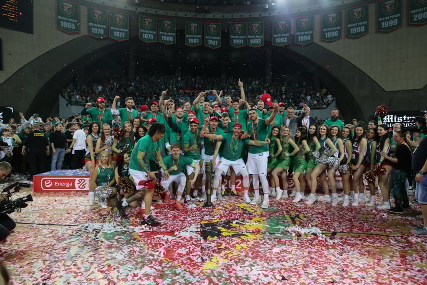Koszykarze  Śląska Wrocław na zdjęciach z najlepszych meczów poprzedniego sezonu EBL