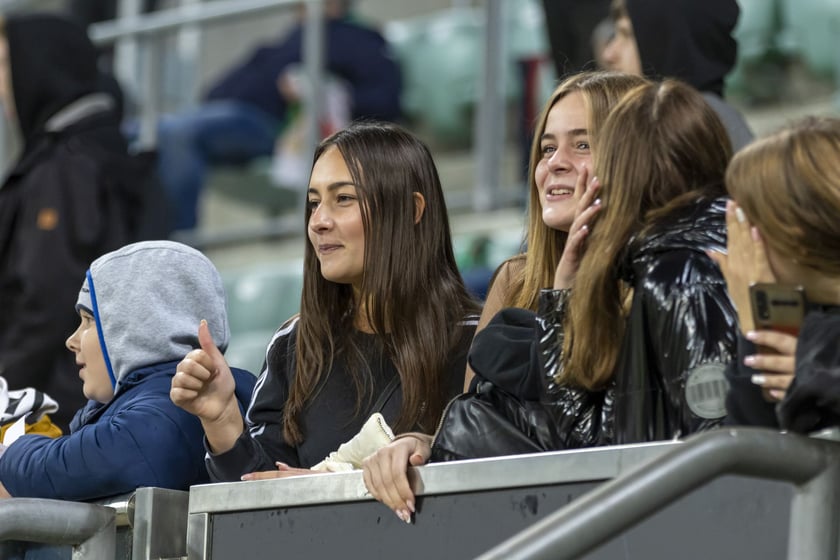 Mecz WKS Śląsk Wrocław ? Warta Poznań został rozegrany w ramach 11. kolejki PKO Ekstraklasy. Zakończył się wynikiem 0:2 dla gości.