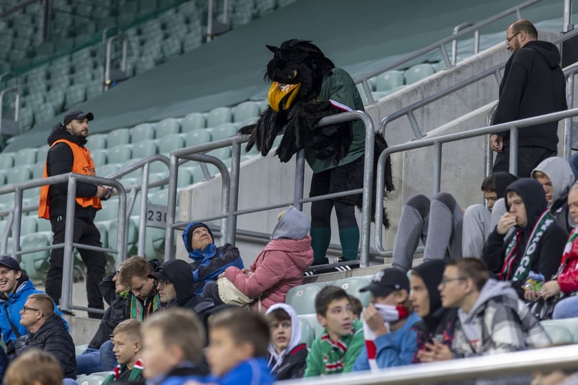 Mecz WKS Śląsk Wrocław ? Warta Poznań został rozegrany w ramach 11. kolejki PKO Ekstraklasy. Zakończył się wynikiem 0:2 dla gości.
