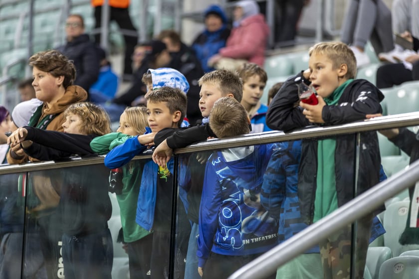 Mecz WKS Śląsk Wrocław ? Warta Poznań został rozegrany w ramach 11. kolejki PKO Ekstraklasy. Zakończył się wynikiem 0:2 dla gości.