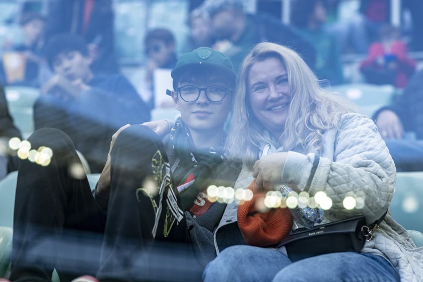 Zdjęcia kibiców z meczu Śląsk Wrocław - Jagiellonia Białystok na Tarczyński Arena, 23 października 2022 r.
