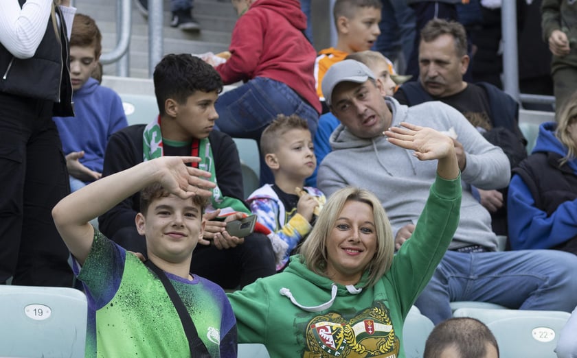 Zdjęcia kibiców z meczu Śląsk Wrocław - Jagiellonia Białystok na Tarczyński Arena, 23 października 2022 r.
