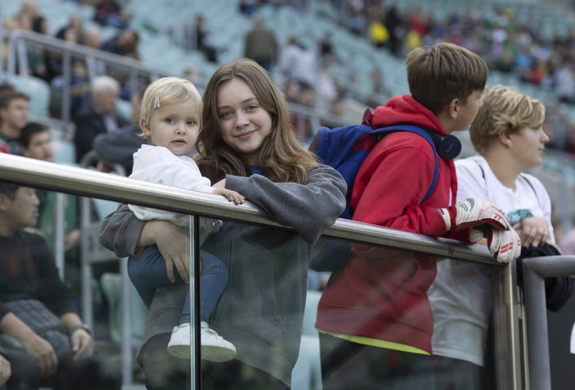 Zdjęcia kibiców z meczu Śląsk Wrocław - Jagiellonia Białystok na Tarczyński Arena, 23 października 2022 r.