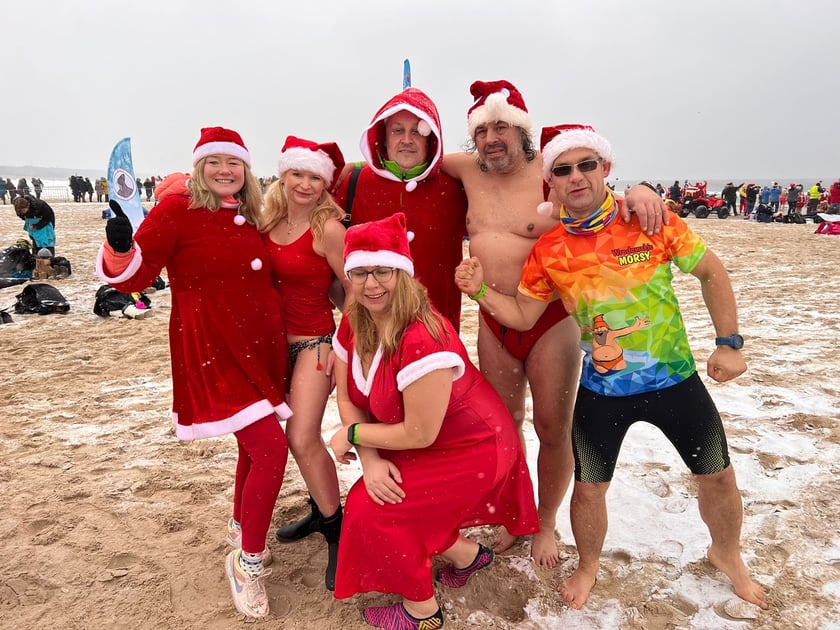 Na zdjęciu widać morsy z Wrocławia, które przyjechały na zjazd do Świnoujścia.