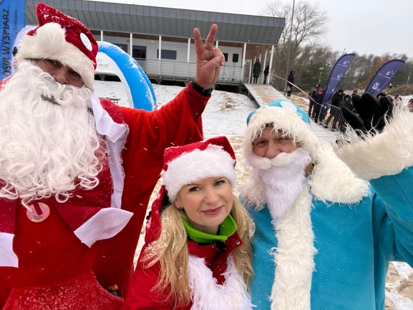 Na zdjęciu widać morsy z Wrocławia, które przyjechały na zjazd do Świnoujścia.