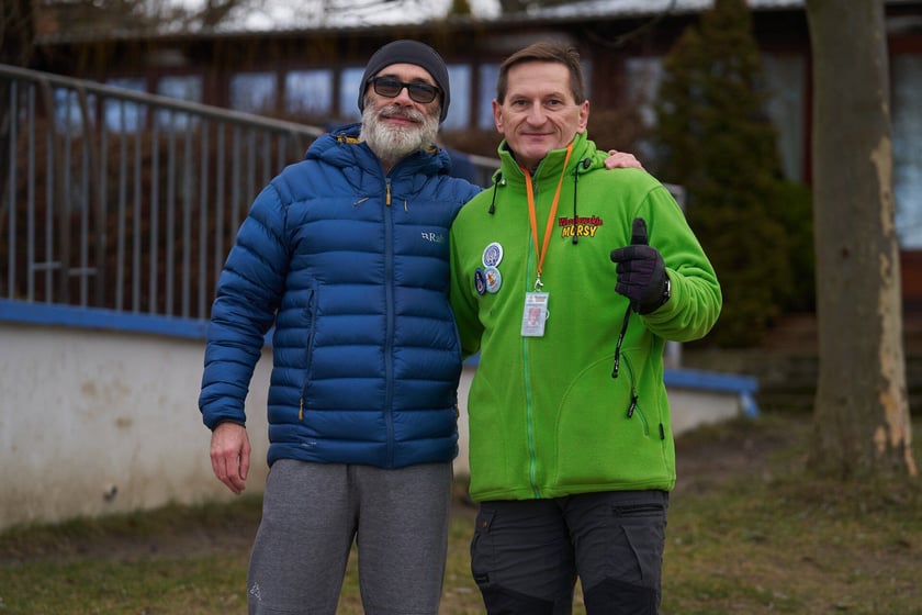 Wrocławskie morsy podczas morsowania na Morskim Oku - 14 stycznia 2023 r.