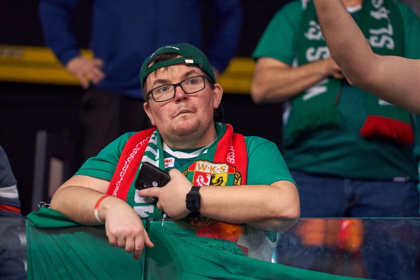 Śląsk Wrocław - Astoria Bydgoszcz w hali Orbita, zdjęcia kibiców i meczu
