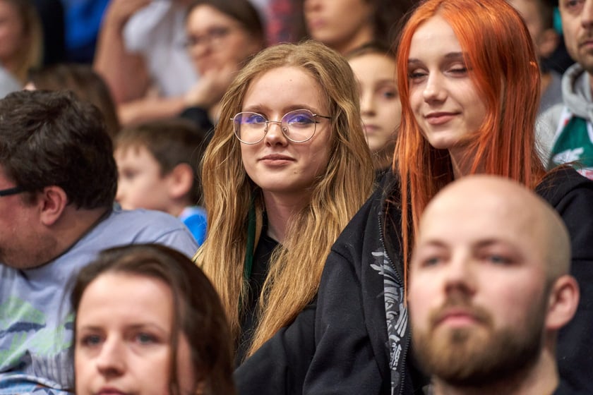 Śląsk Wrocław - Astoria Bydgoszcz w hali Orbita, zdjęcia kibiców i meczu