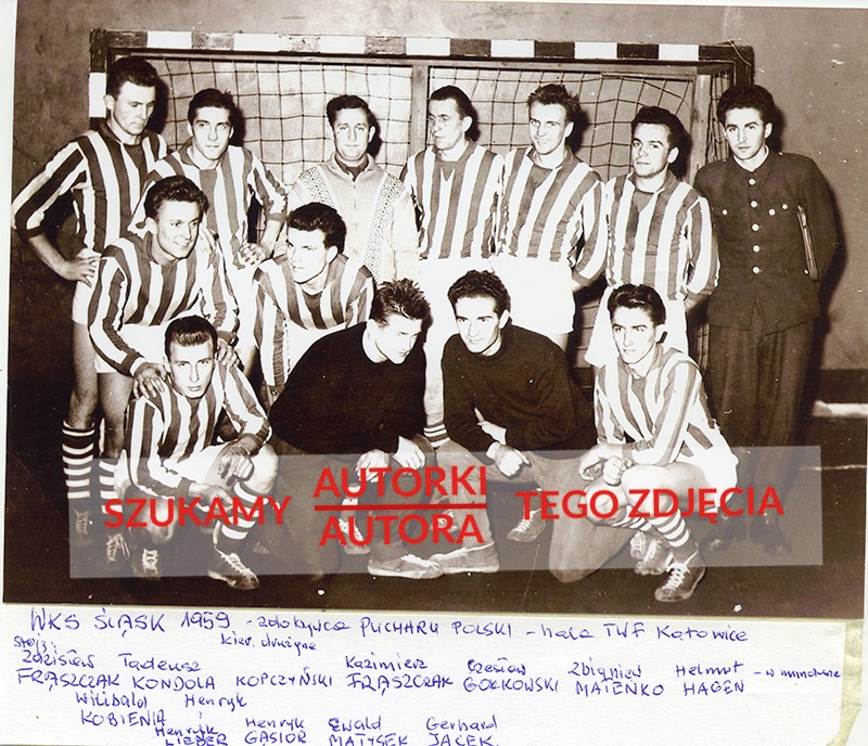 Zawodnicy i sztab sekcji piłki ręcznej WKS Śląsk Wrocław