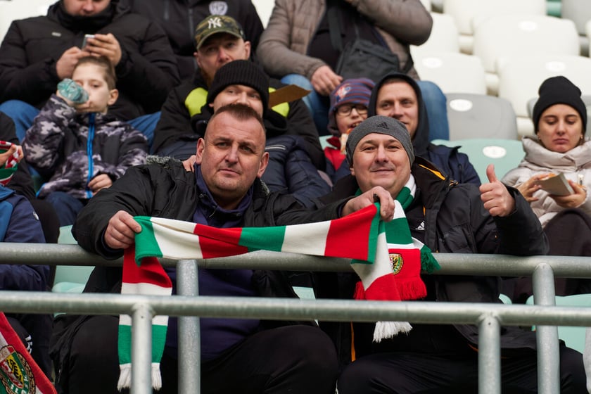 Kibice na trybunach Tarczyński Arena we Wrocławiu, mecz Śląsk Wrocław - Piast Gliwice, 06.04.2023