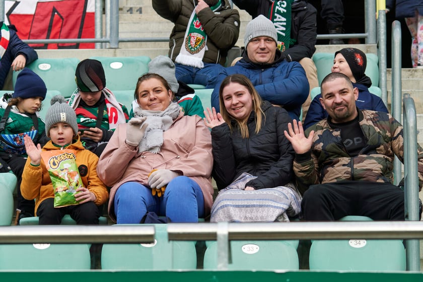 Kibice na trybunach Tarczyński Arena we Wrocławiu, mecz Śląsk Wrocław - Piast Gliwice, 06.04.2023