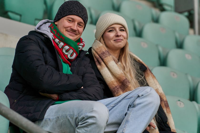 Kibice na trybunach Tarczyński Arena we Wrocławiu, mecz Śląsk Wrocław - Piast Gliwice, 06.04.2023