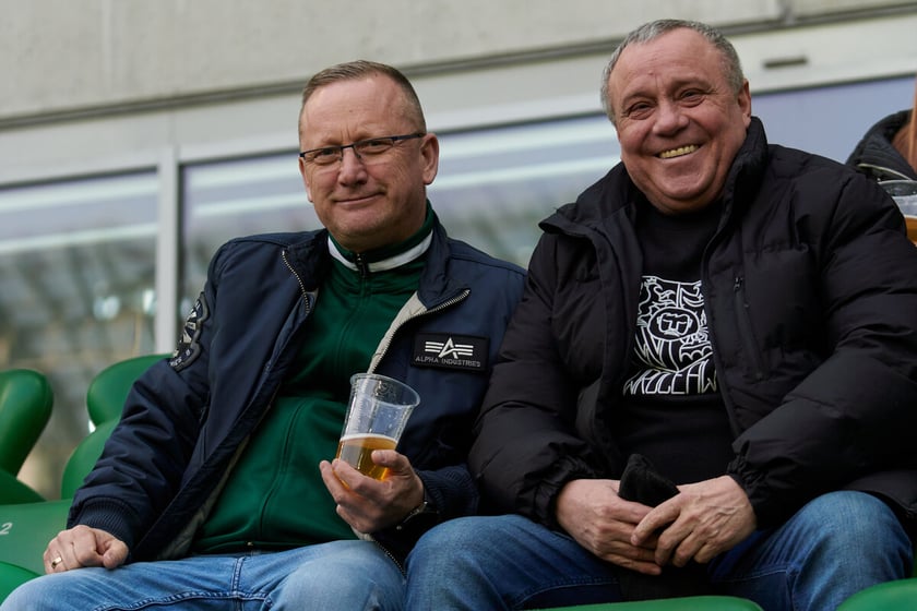 Kibice na trybunach Tarczyński Arena we Wrocławiu, mecz Śląsk Wrocław - Piast Gliwice, 06.04.2023