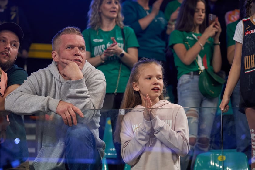 Kibice na meczu Śląska w hali Orbita 3 maja 2023