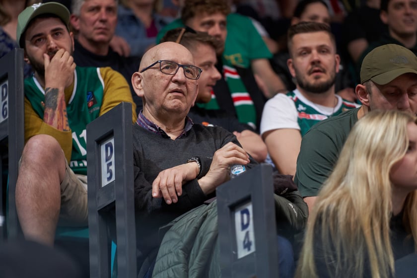 Kibice na meczu Śląska w hali Orbita 3 maja 2023