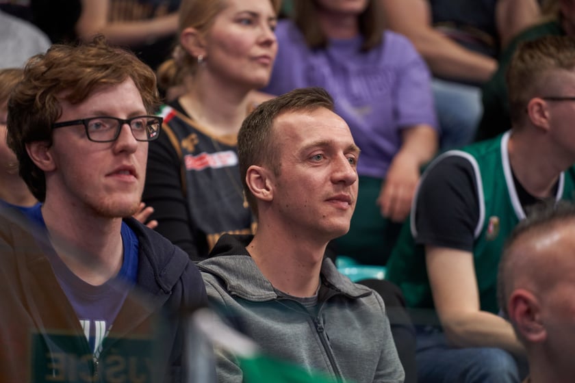 Kibice na meczu Śląska w hali Orbita 3 maja 2023