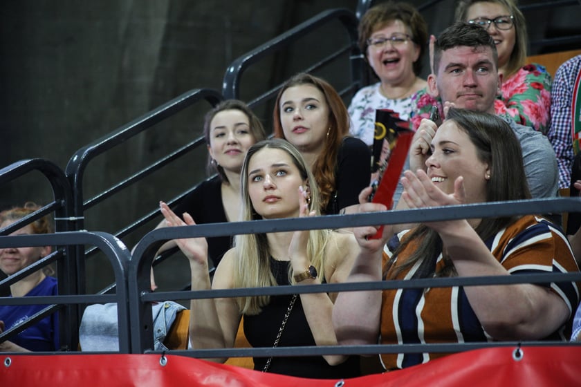 Kibice na meczu Śląsk - Legia w Hali Stulecia