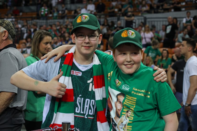 Kibice na meczu Śląsk - Legia w Hali Stulecia