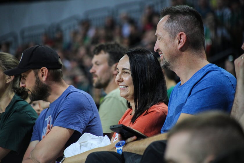 Kibice na meczu Śląsk - Legia w Hali Stulecia