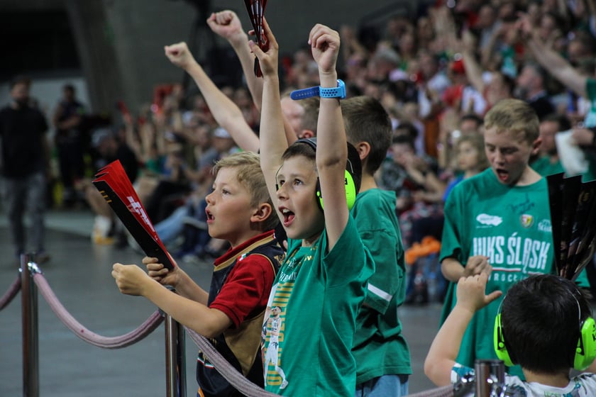 Kibice na meczu Śląsk - Legia w Hali Stulecia