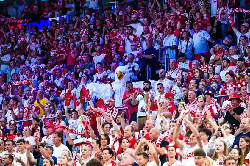 Kibice na meczu z Japonią