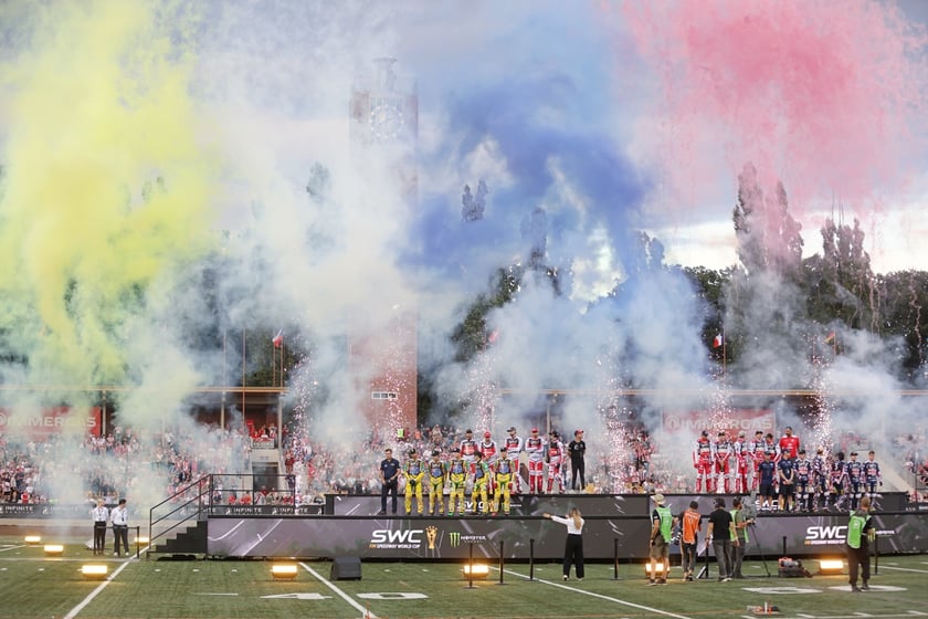 Wrocław, 29 lipca 2023, polscy żużlowcy z Drużynowym Pucharem Świata